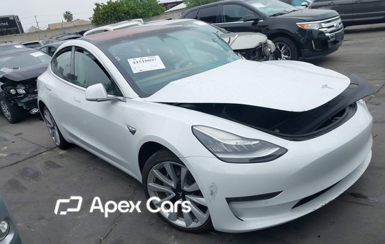 Tesla Model 3 2018 - Image 1 of 23