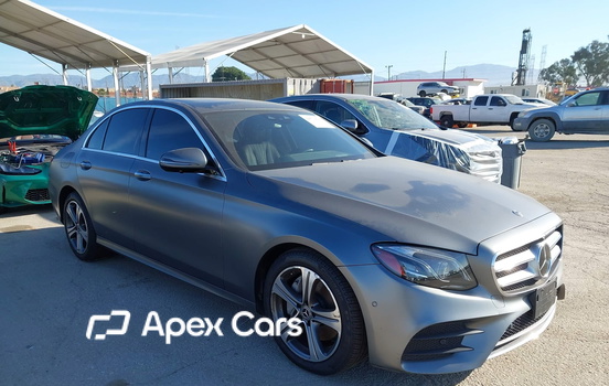 Mercedes-Benz E-klasse 2017 - Image 1 of 11