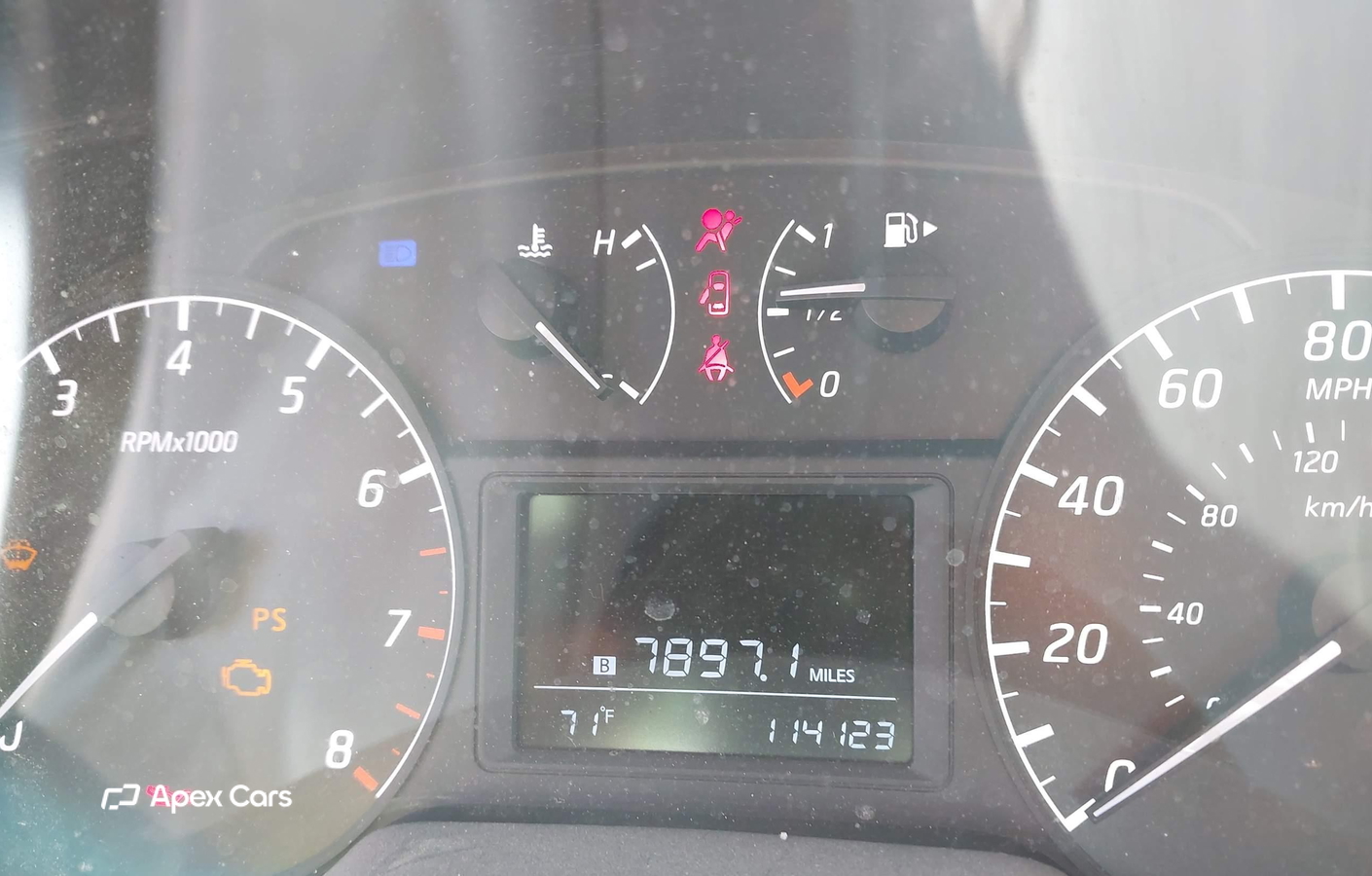 Nissan Sentra 2016