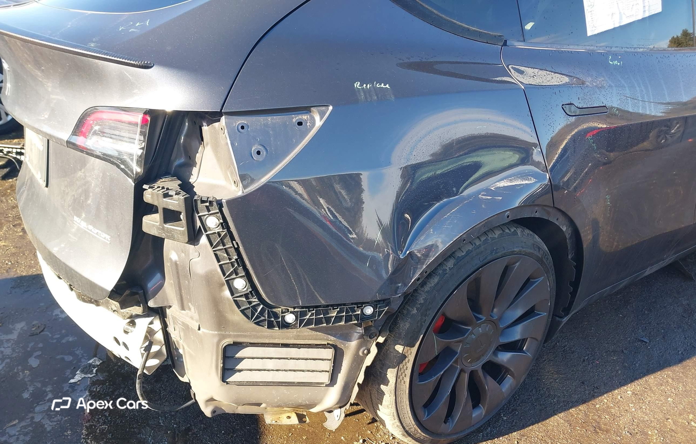 Tesla Model Y 2021