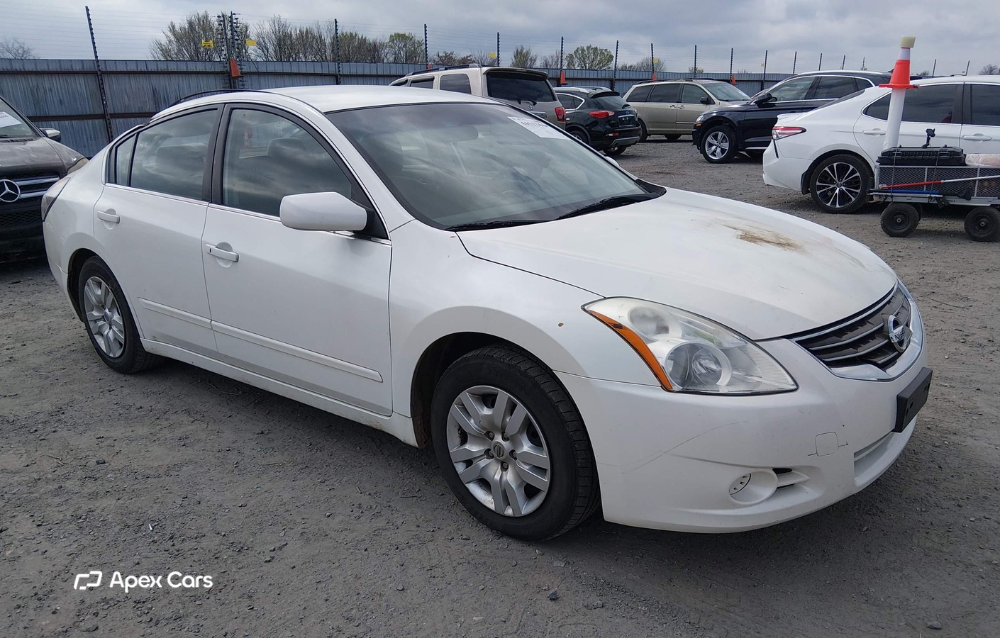 Nissan Altima 2011