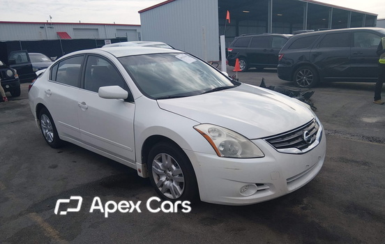 Nissan Altima 2012 - Image 1 of 17