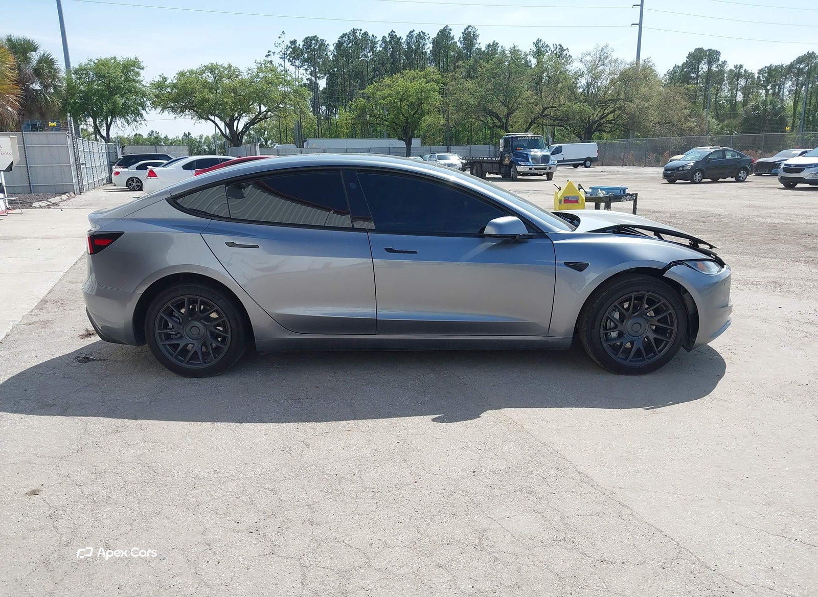 Tesla Model 3 2025