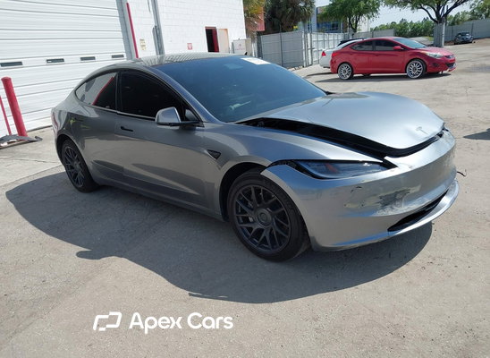 2025 Tesla Model 3 - Zdjęcie 1 z 5