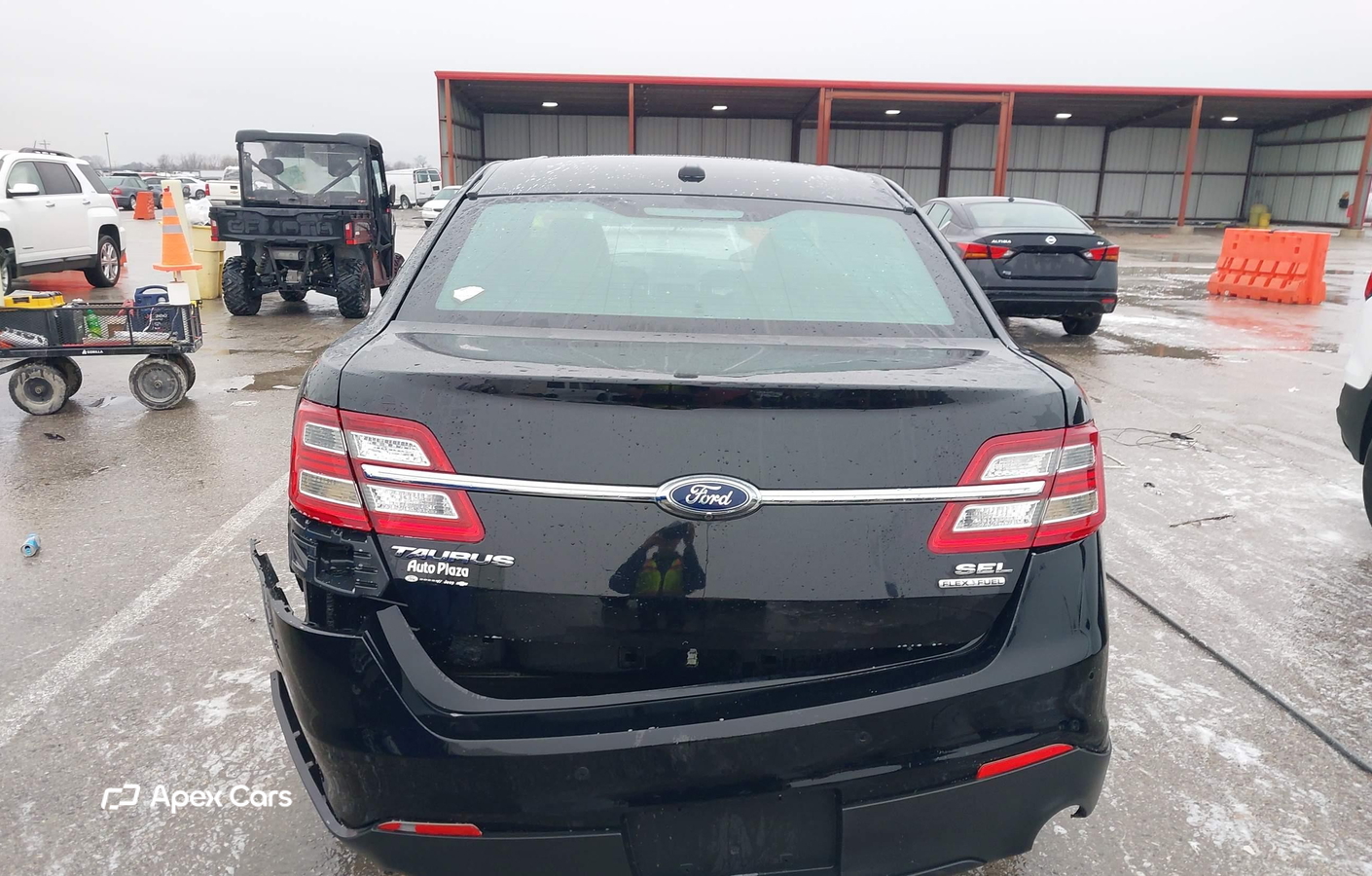 Ford Taurus 2016