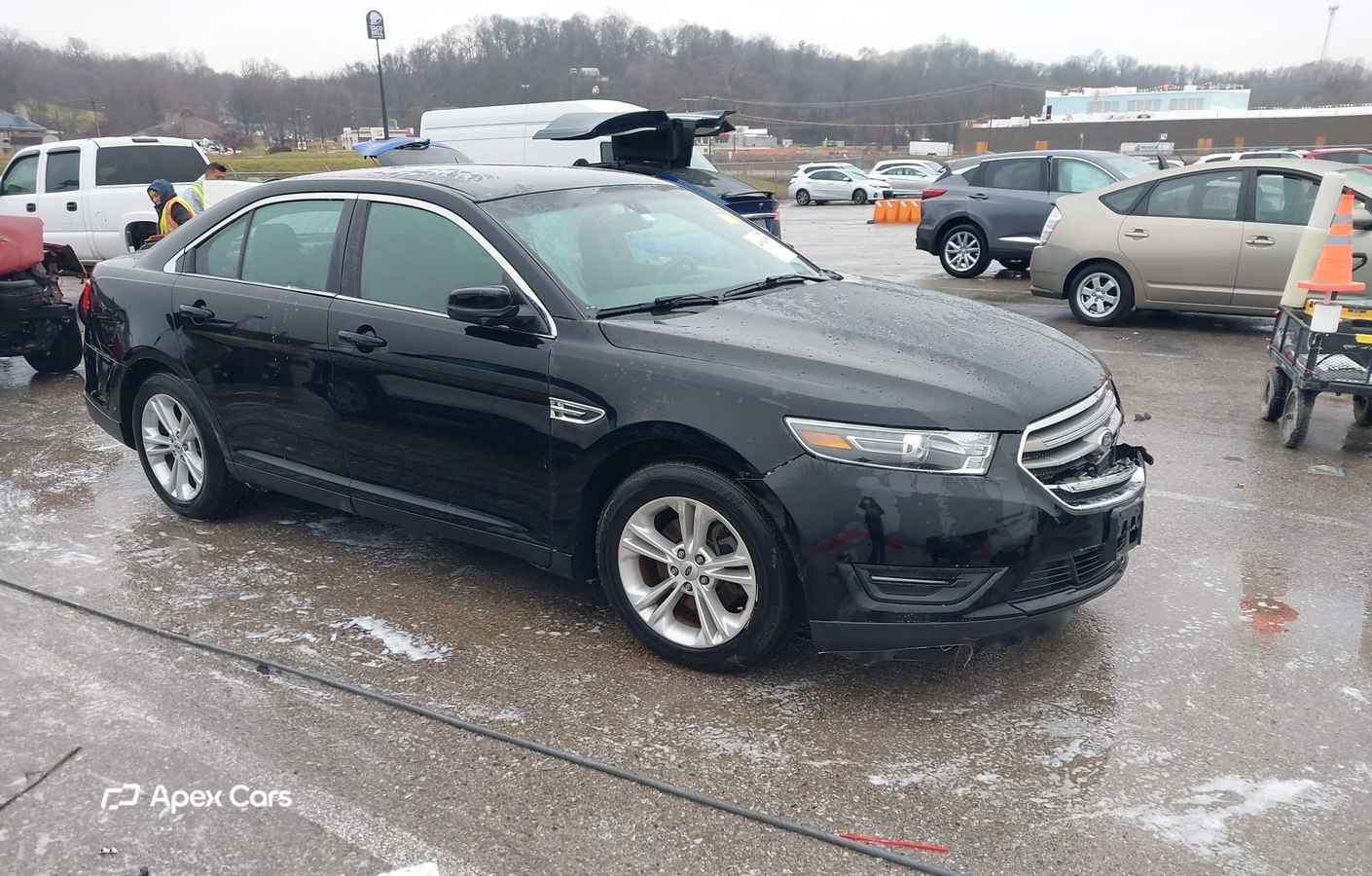 Ford Taurus 2016