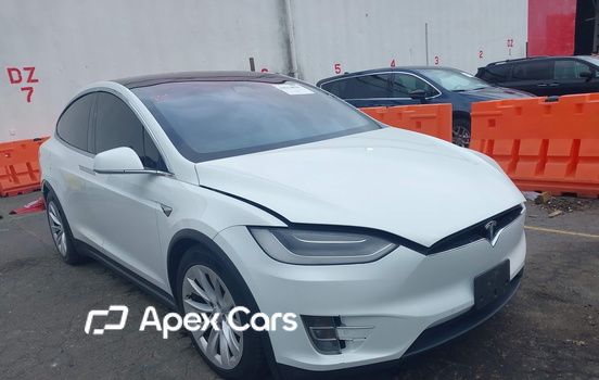 Tesla Model X 2019 - Image 1 of 21