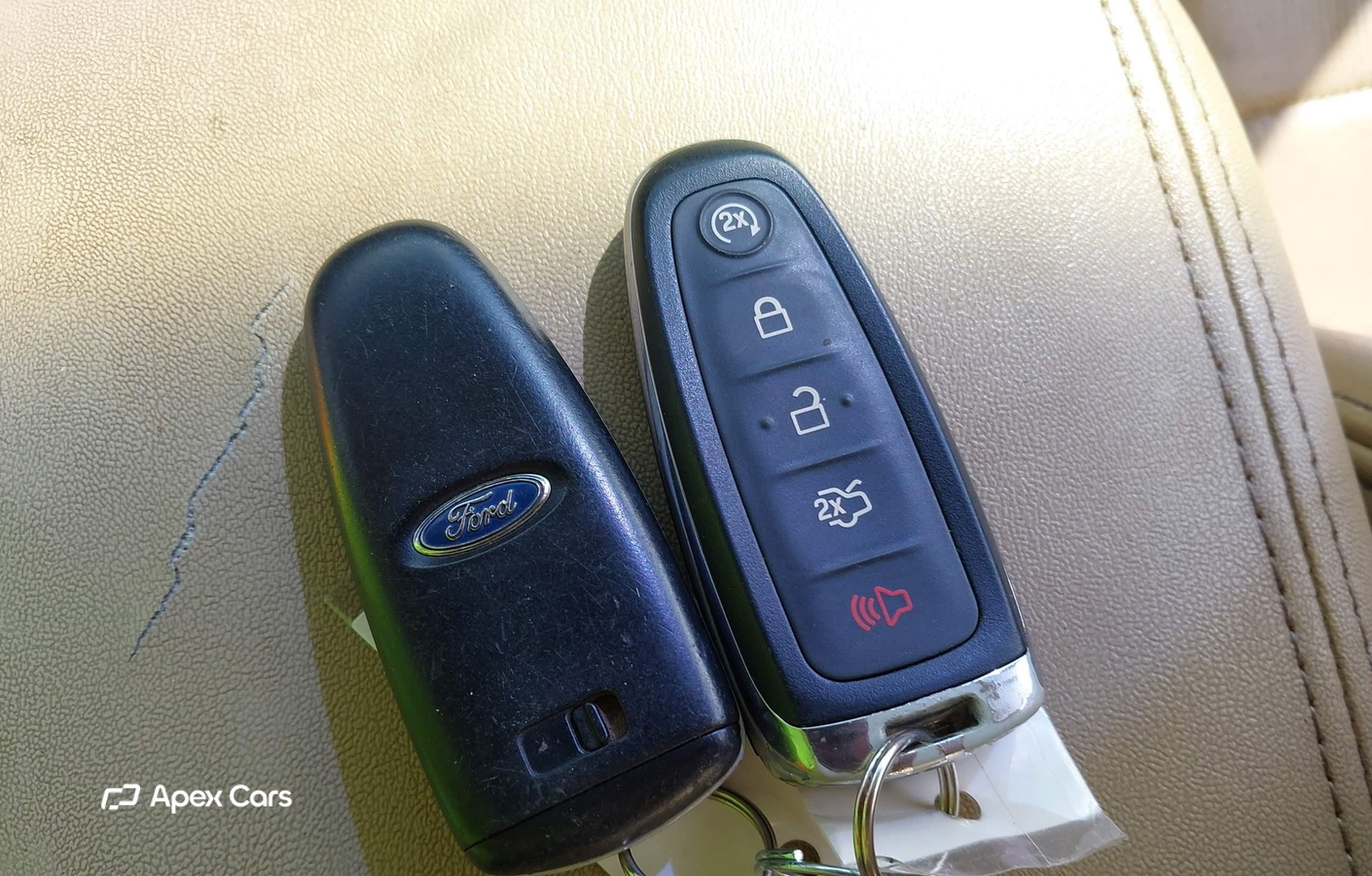 Ford Taurus 2015