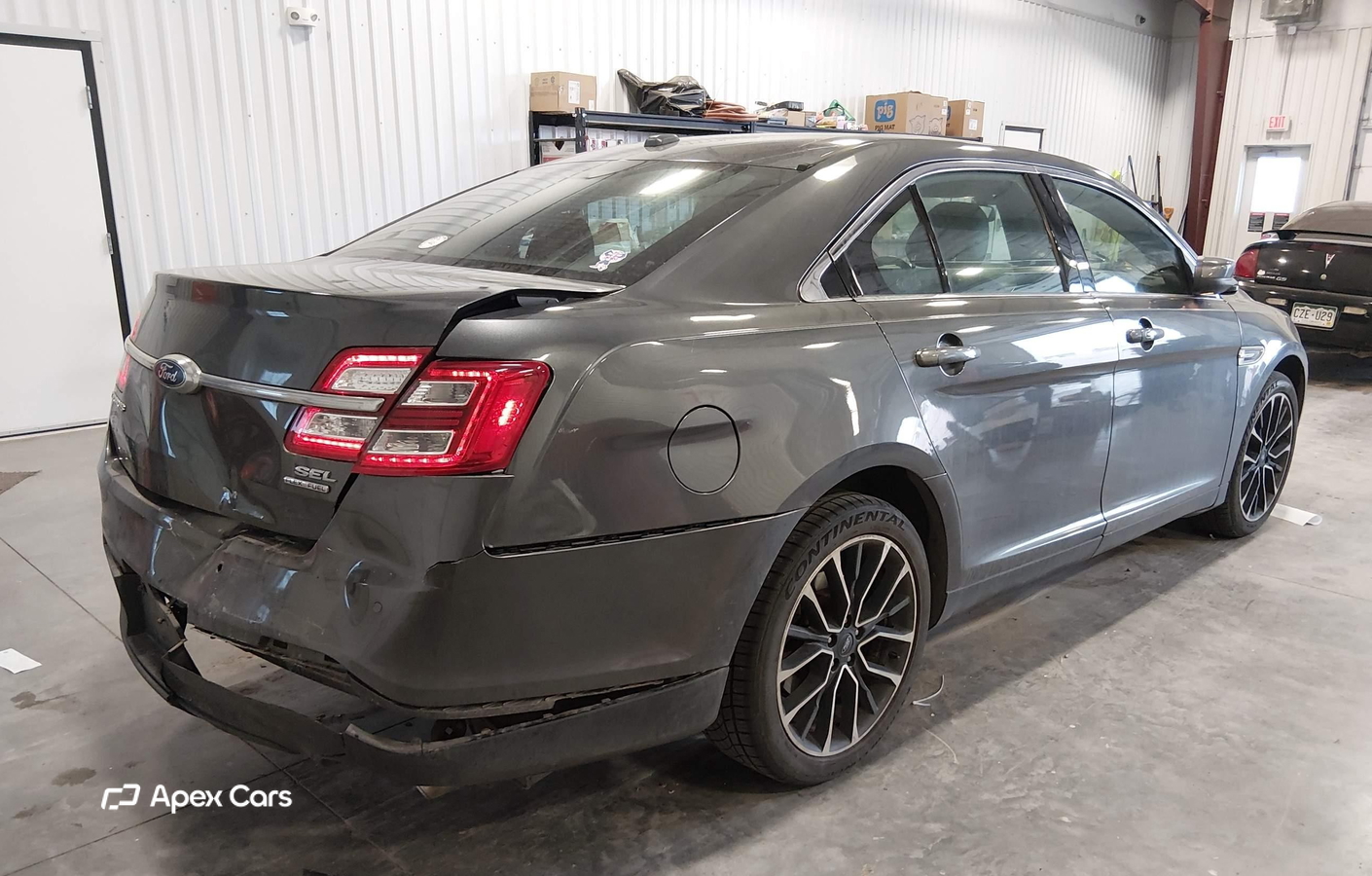 Ford Taurus 2019