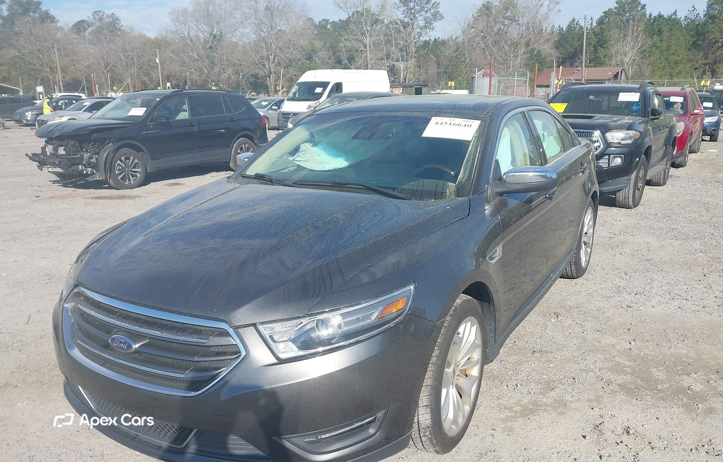 Ford Taurus 2018