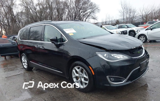 Chrysler Pacifica 2017 - Image 1 of 18
