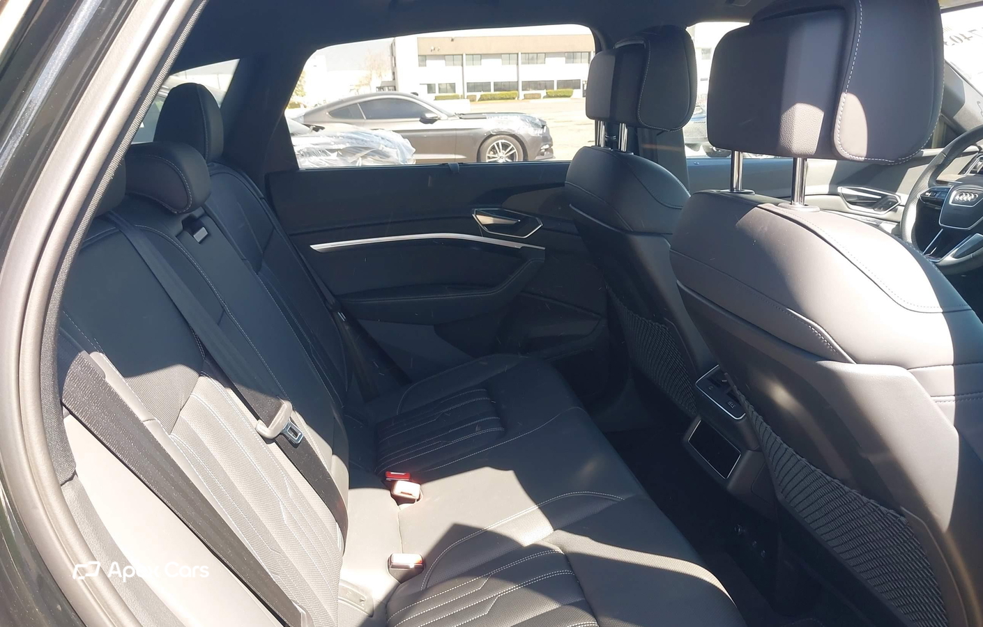 Audi SQ8 2024