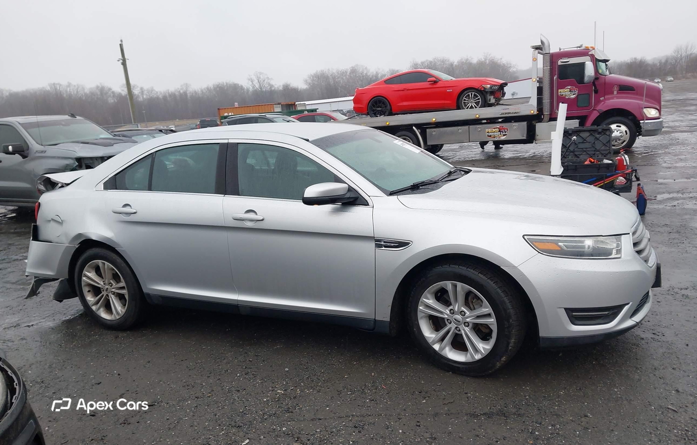 Ford Taurus 2016