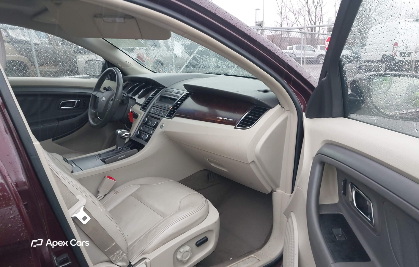 Ford Taurus 2011