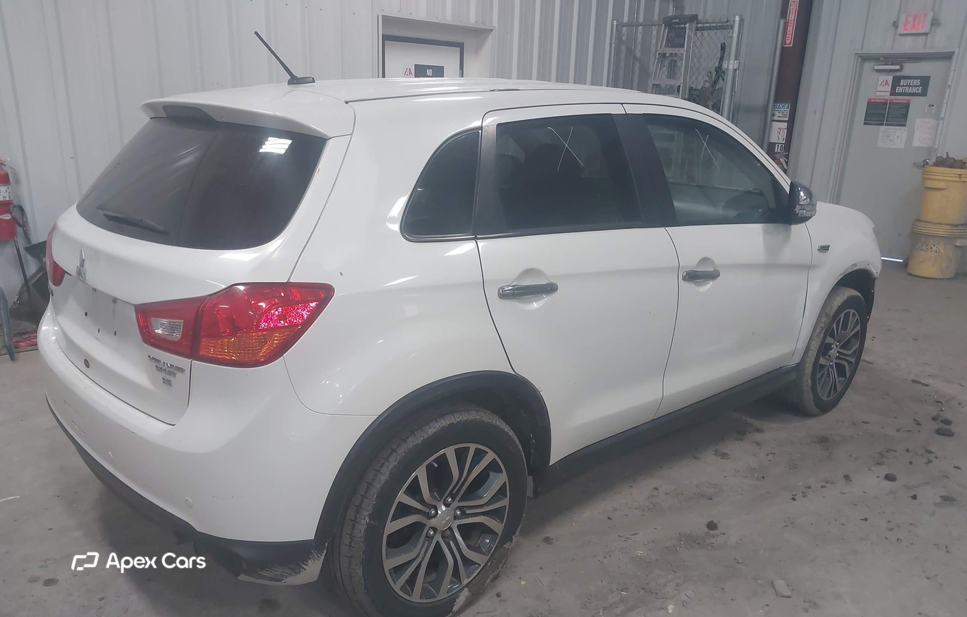 Mitsubishi Outlander 2016