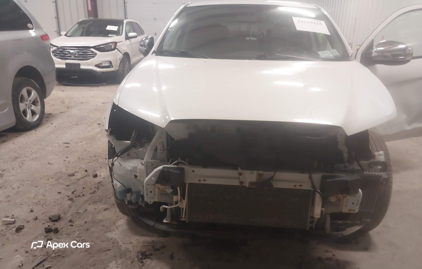 Mitsubishi Outlander 2016