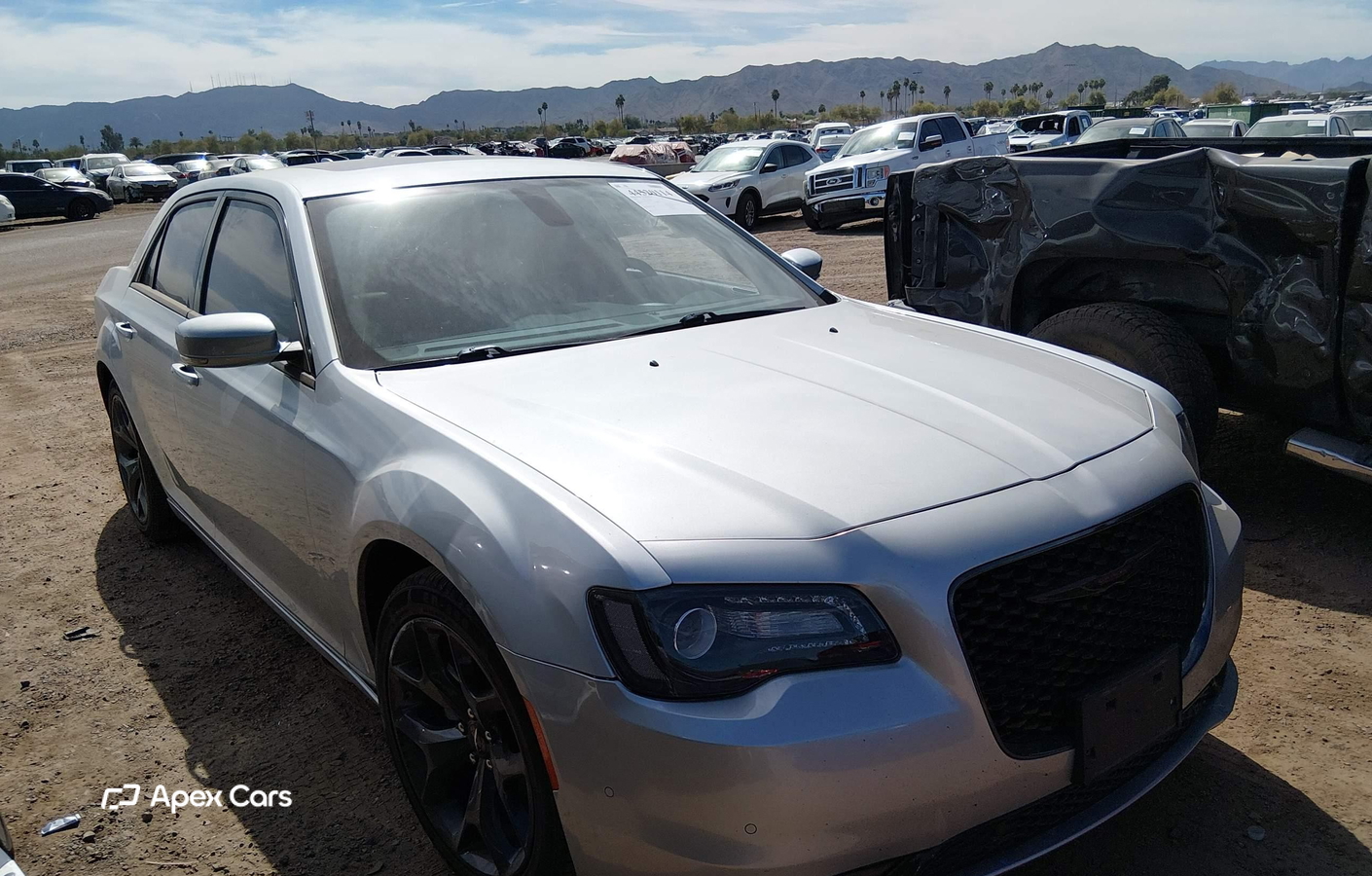 Chrysler 300 2023