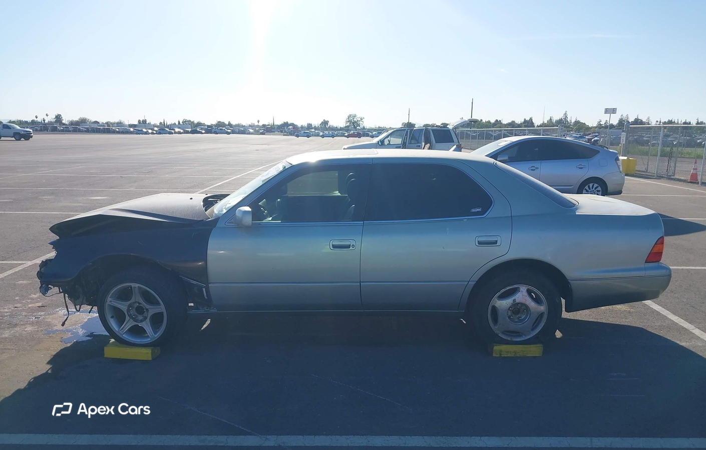 Lexus LS 1999