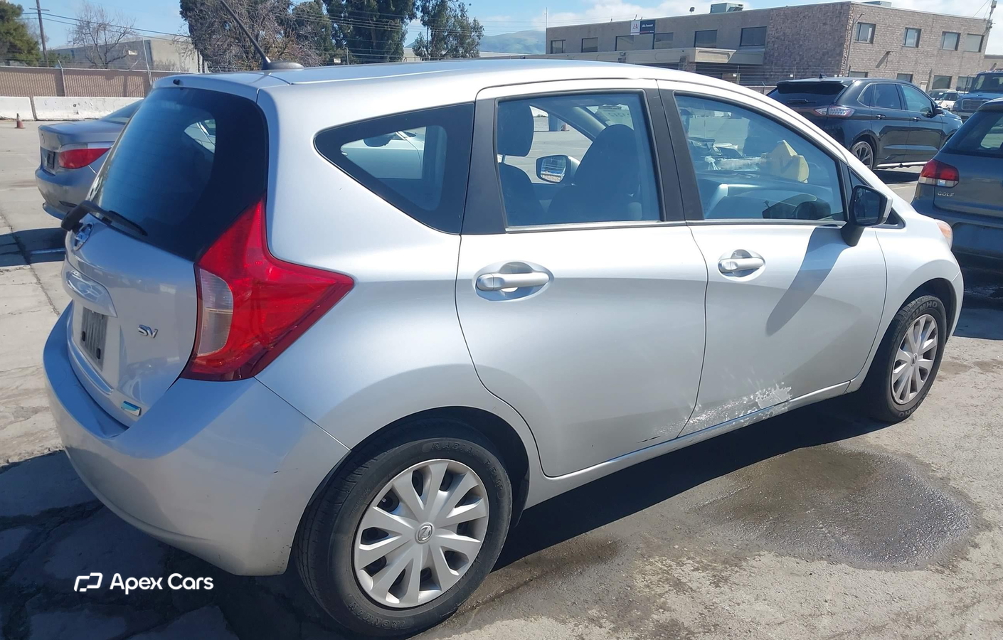 Nissan Versa 2016
