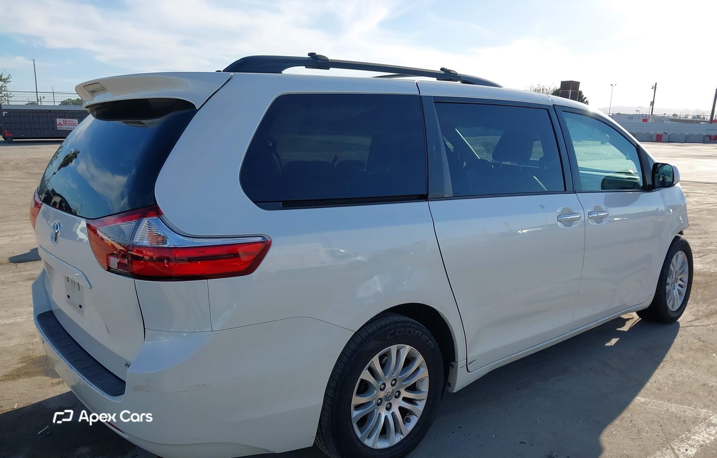 Toyota Sienna 2015