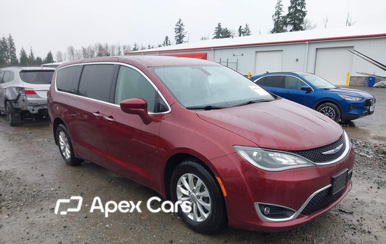 Chrysler Pacifica 2018 - Zdjęcie 1 z 18