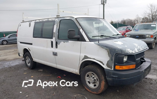 Chevrolet Express 2010 - Image 1 of 17