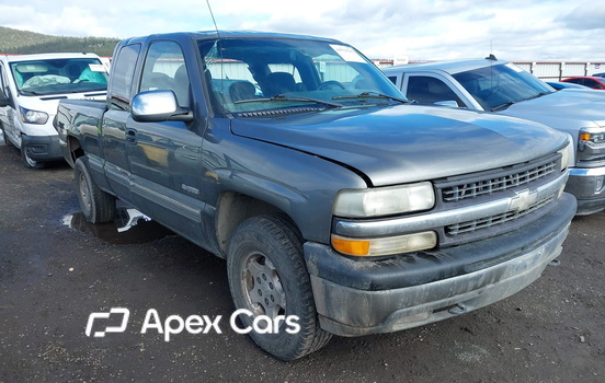Chevrolet Silverado 2001 - Image 1 of 16