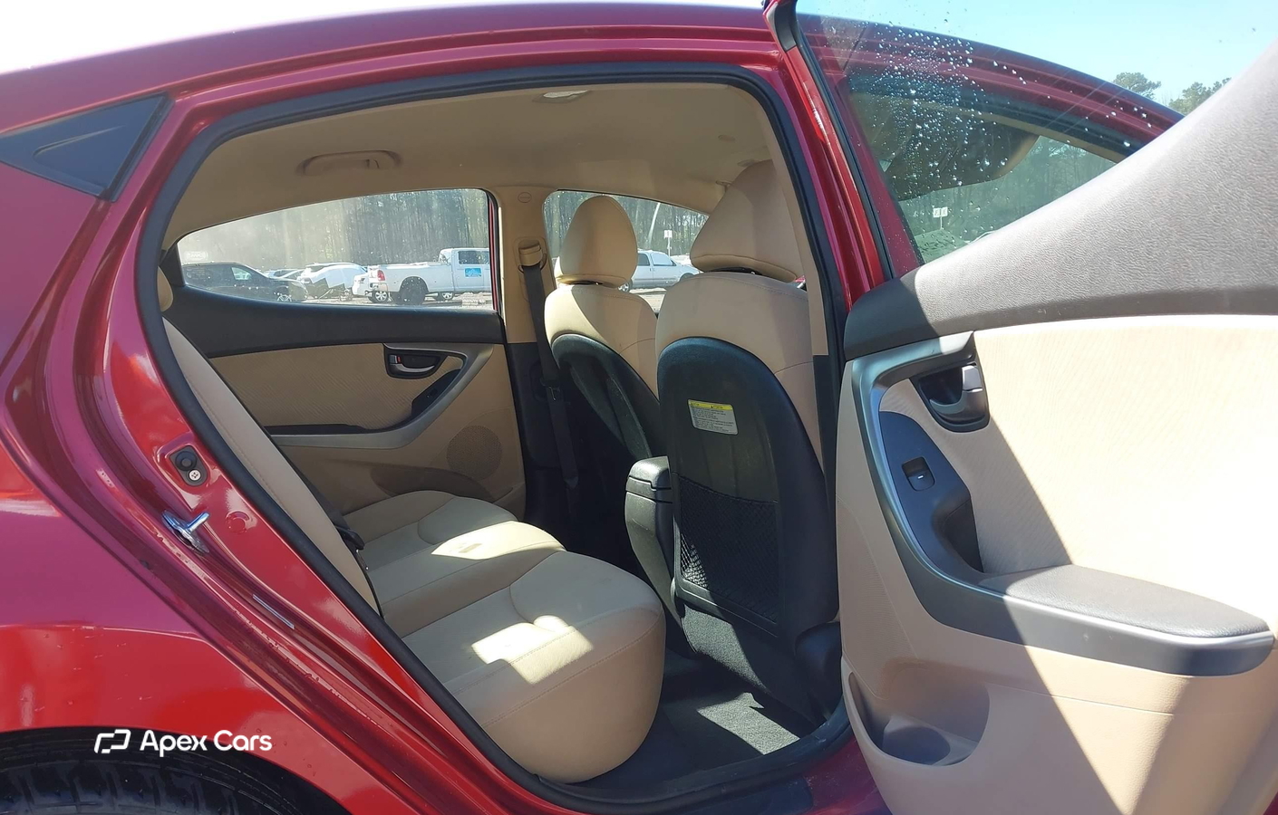 Hyundai Elantra 2012
