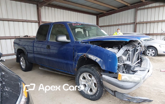 Chevrolet Silverado 2003 - Image 1 of 16