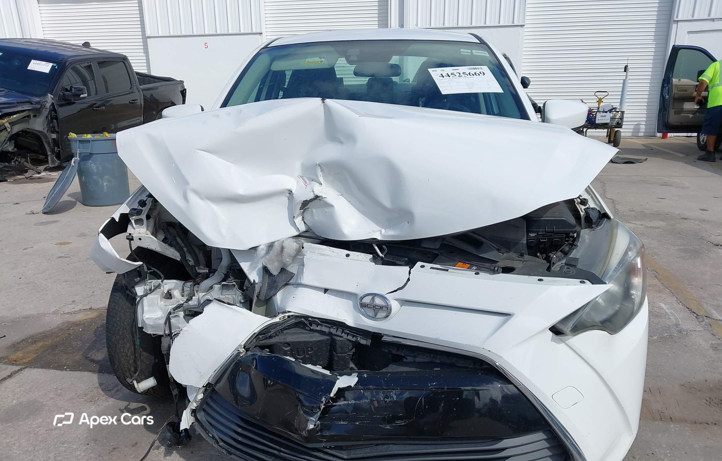 Scion iA 2016