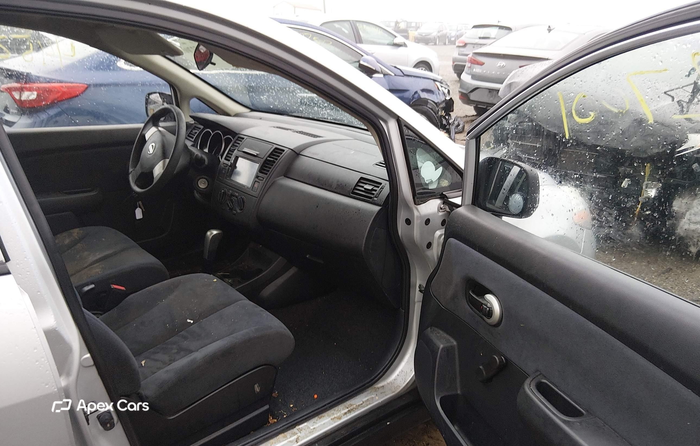 Nissan Versa 2011
