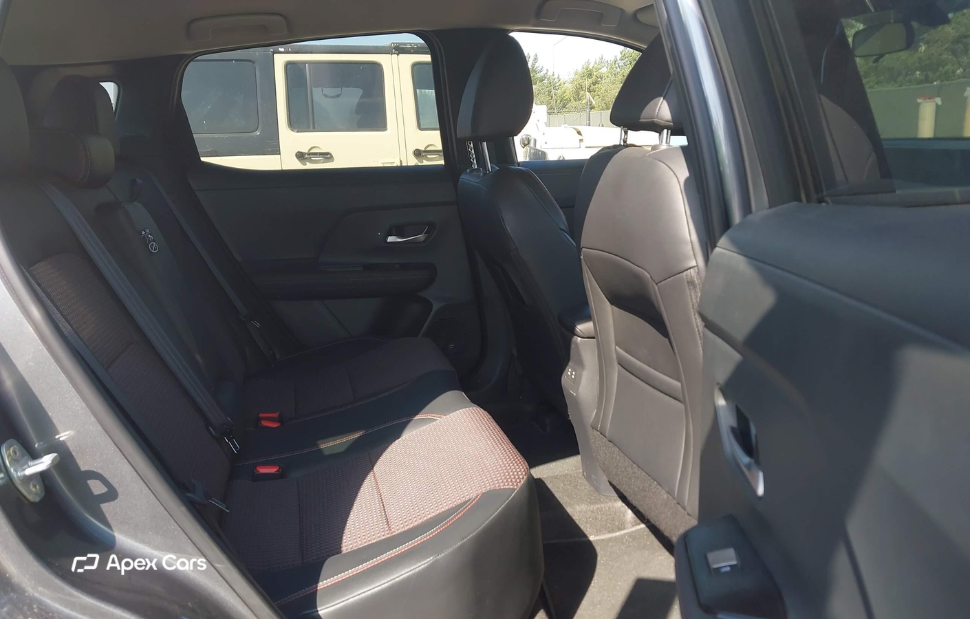 Nissan Kicks 2025