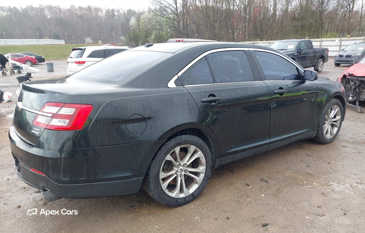 Ford Taurus 2013
