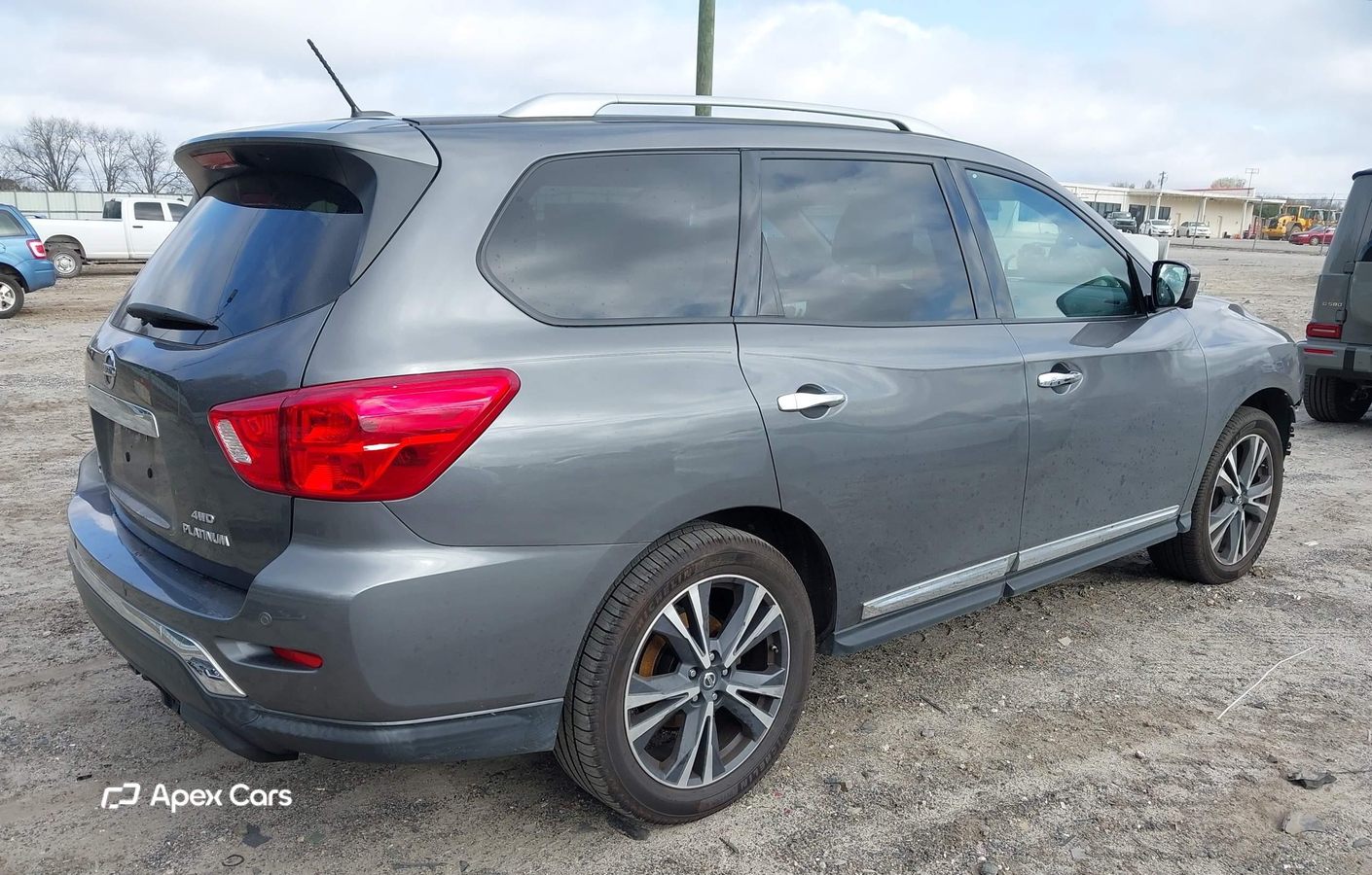 Nissan Pathfinder 2017