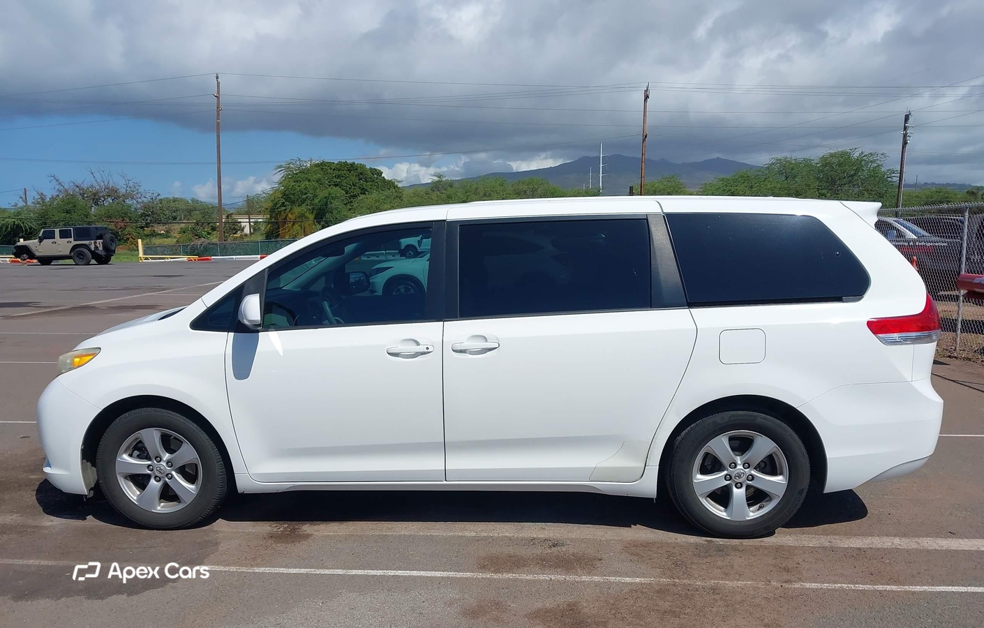 Toyota Sienna 2011