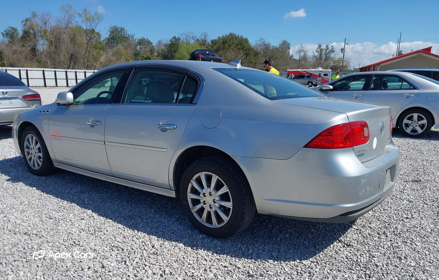 Buick Lucerne 2011