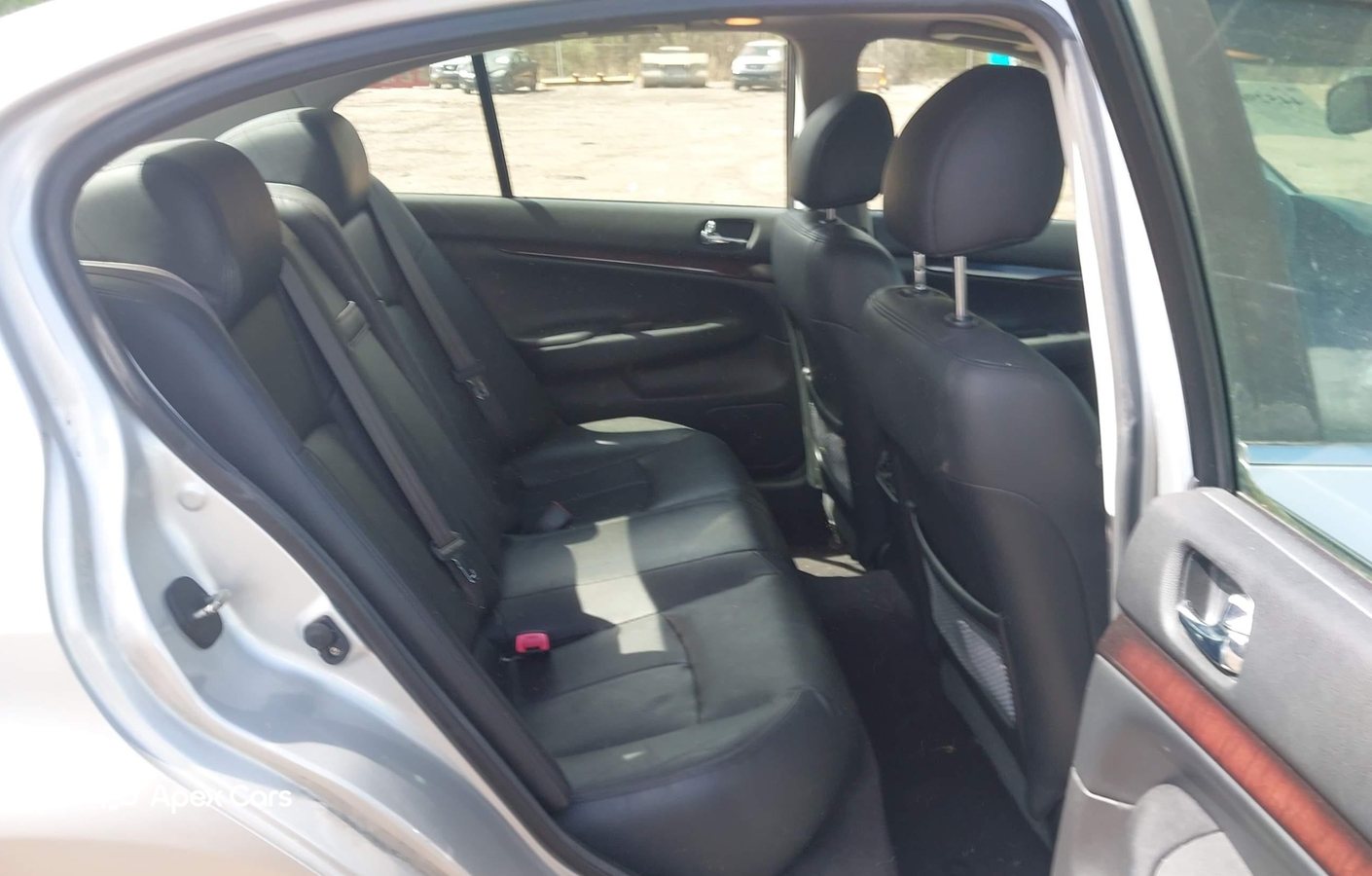 Infiniti G 2012