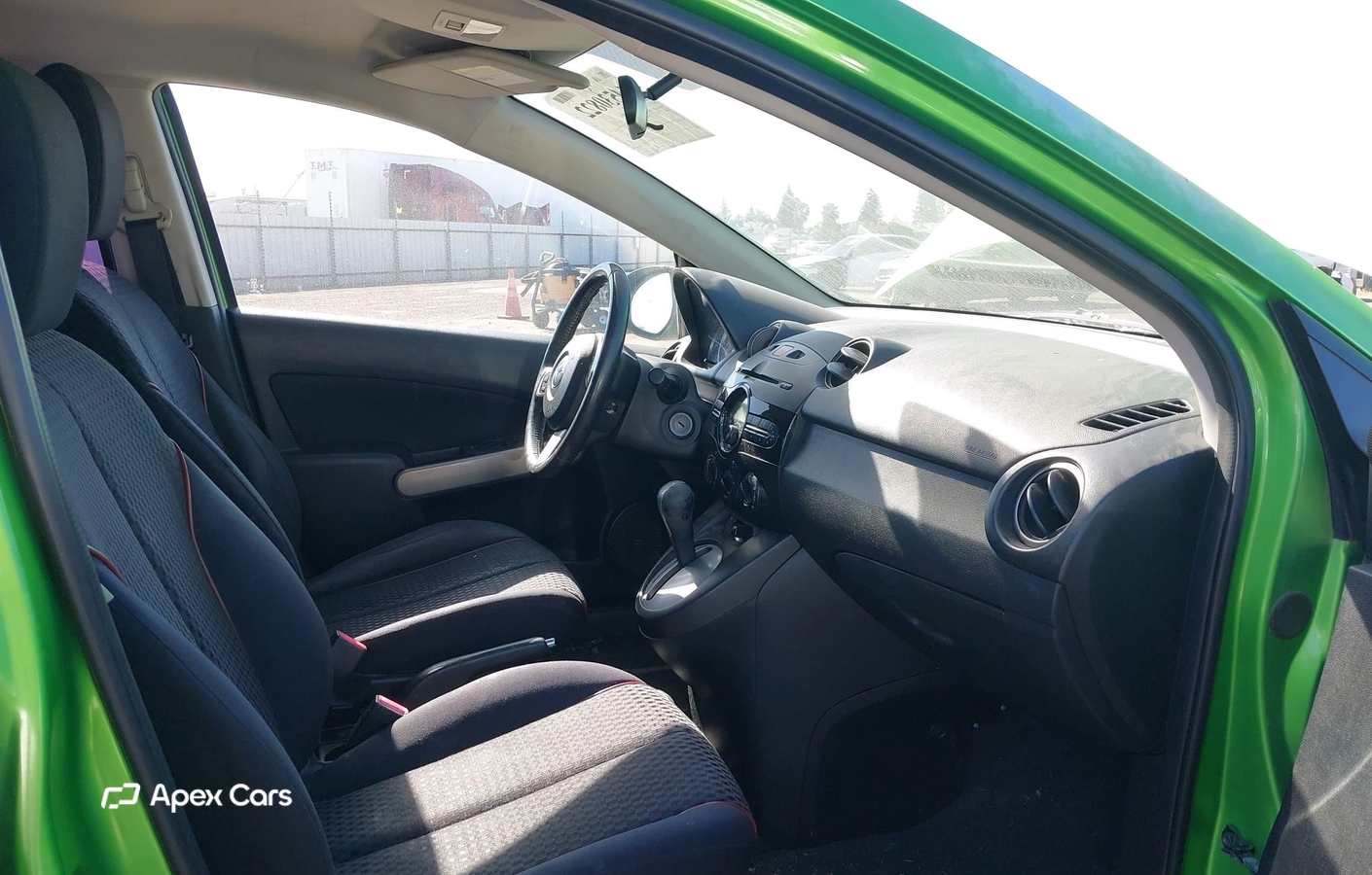 Mazda 2 2012