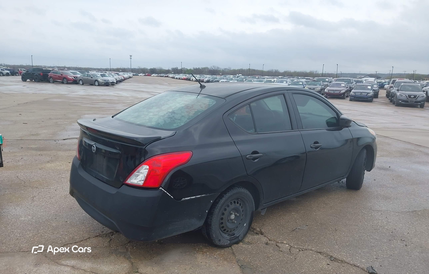 Nissan Versa 2016