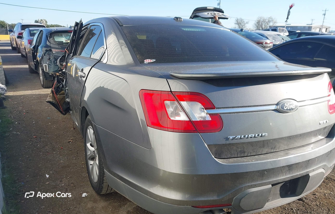 Ford Taurus 2011