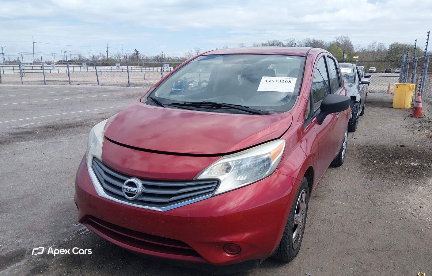 Nissan Versa 2015