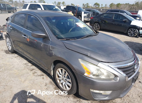 2015 Nissan Altima - Zdjęcie 1 z 5