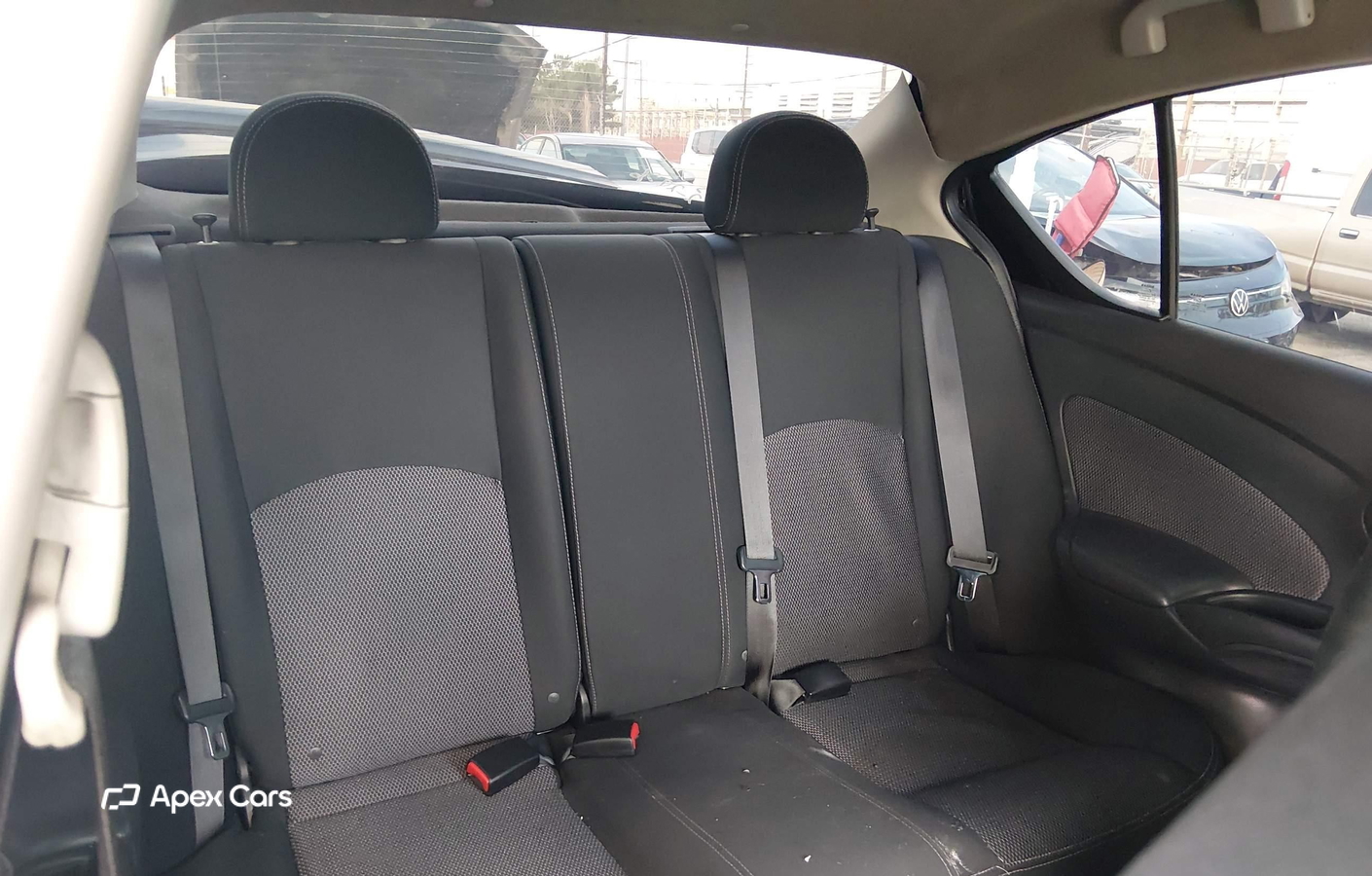 Nissan Versa 2016