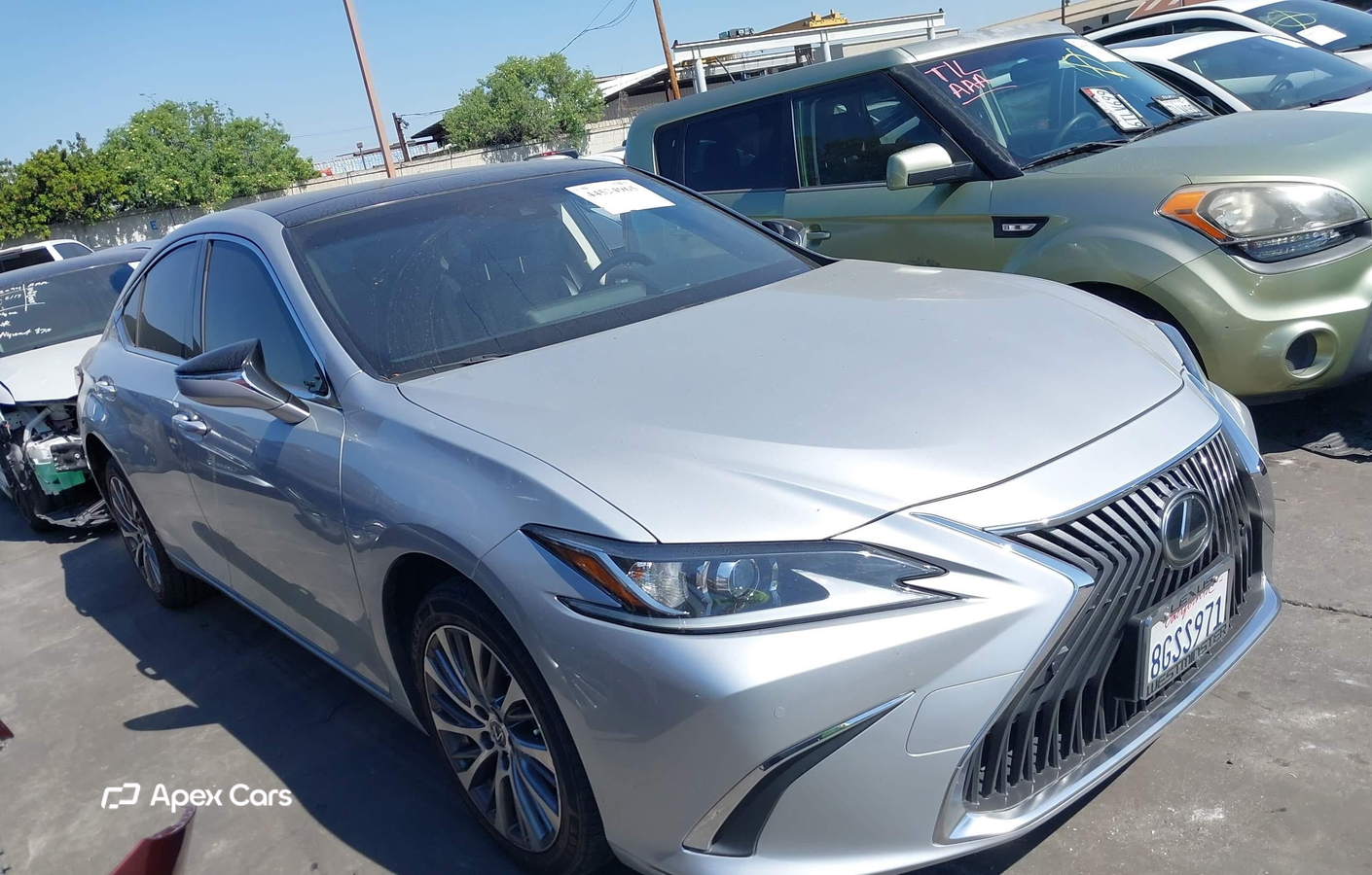 Lexus ES 2019