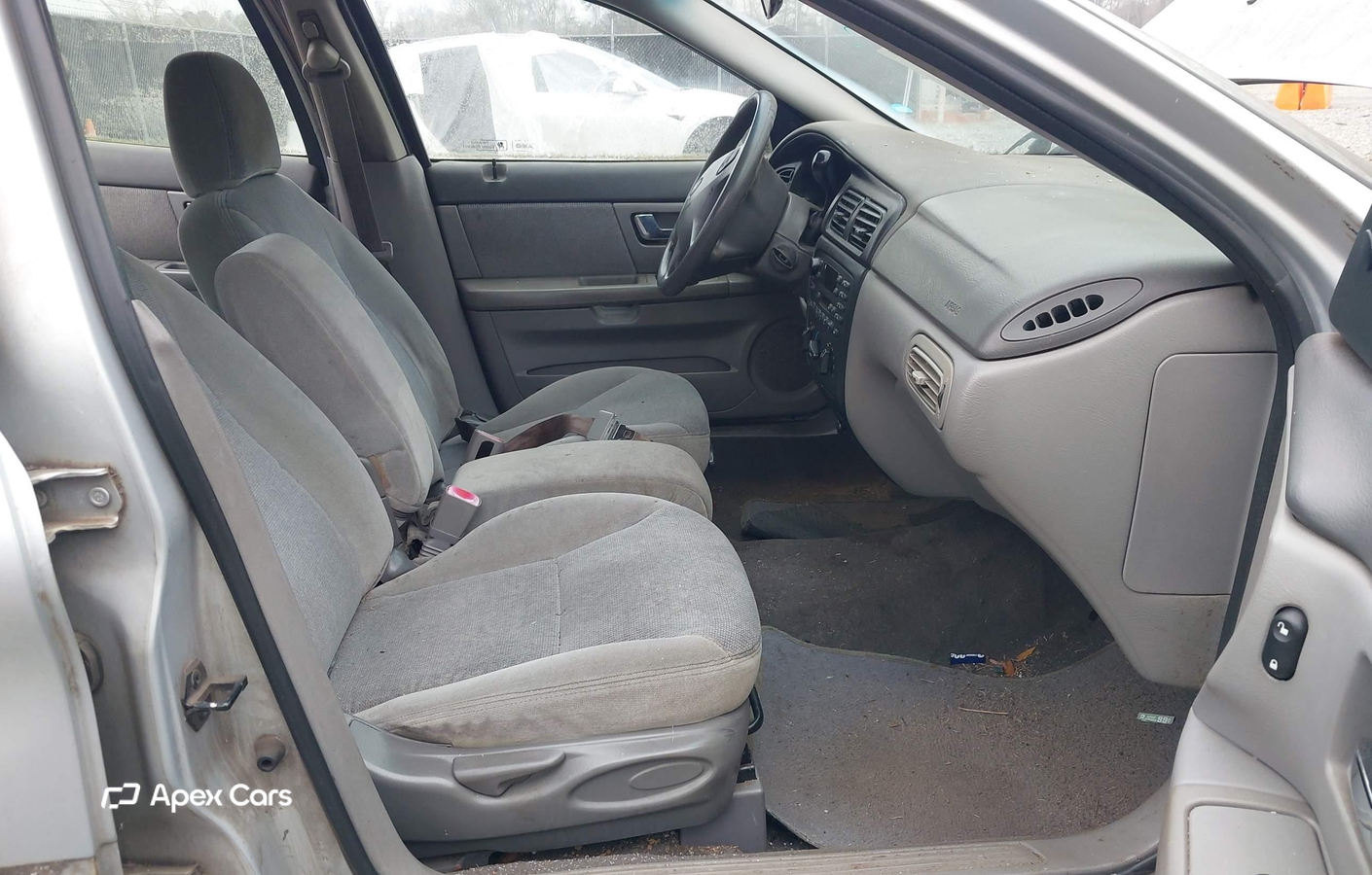 Ford Taurus 2000