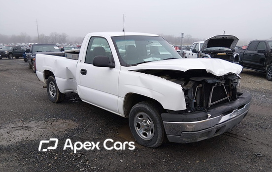 Chevrolet Silverado 2004 - Image 1 of 13