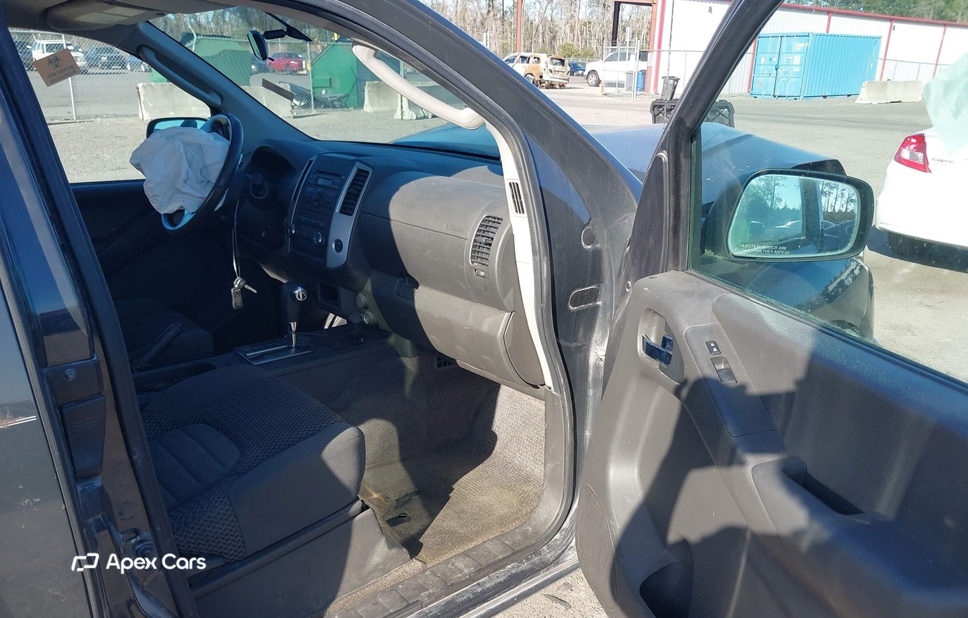 Nissan Navara (Frontier) 2011