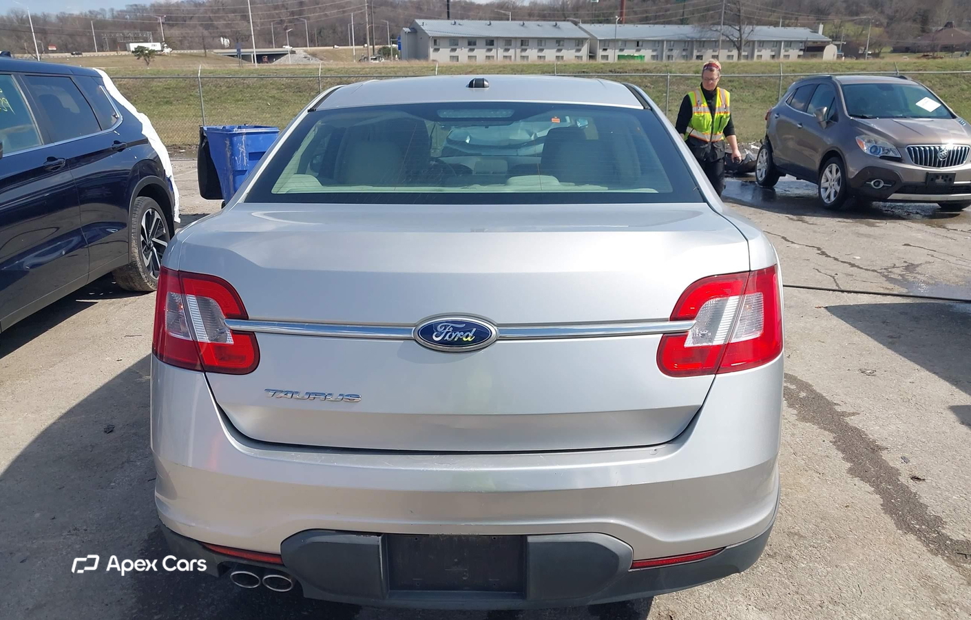 Ford Taurus 2011