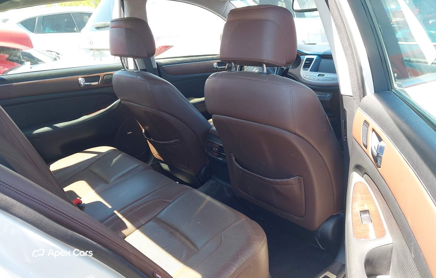 Hyundai Genesis 2011