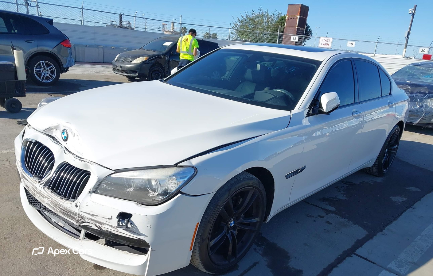 BMW Series 7 2015